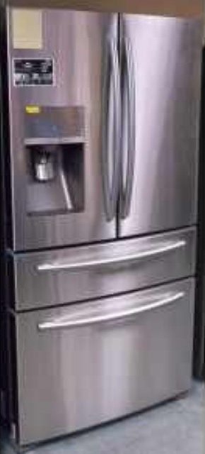 Samsung 4 хаалгат хөргөгч 670L Family Hub